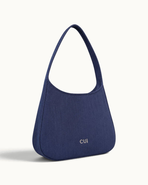 Maye Canvas-Schultertasche in Blue Mist, Vorderansicht schräg