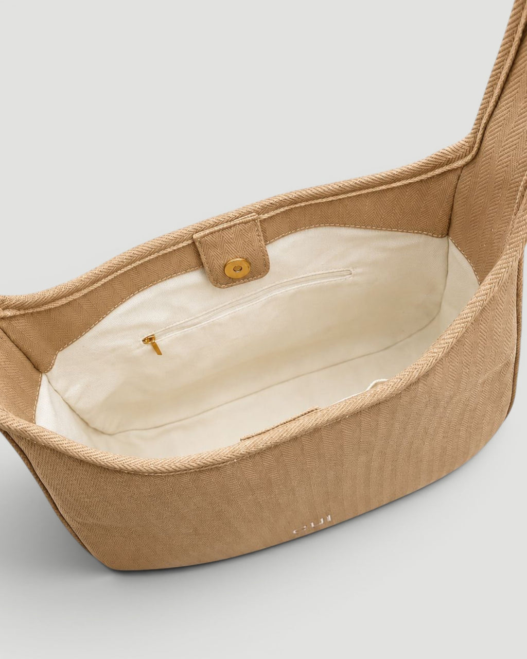 Maye Canvas-Schultertasche in Shell, Innenansicht