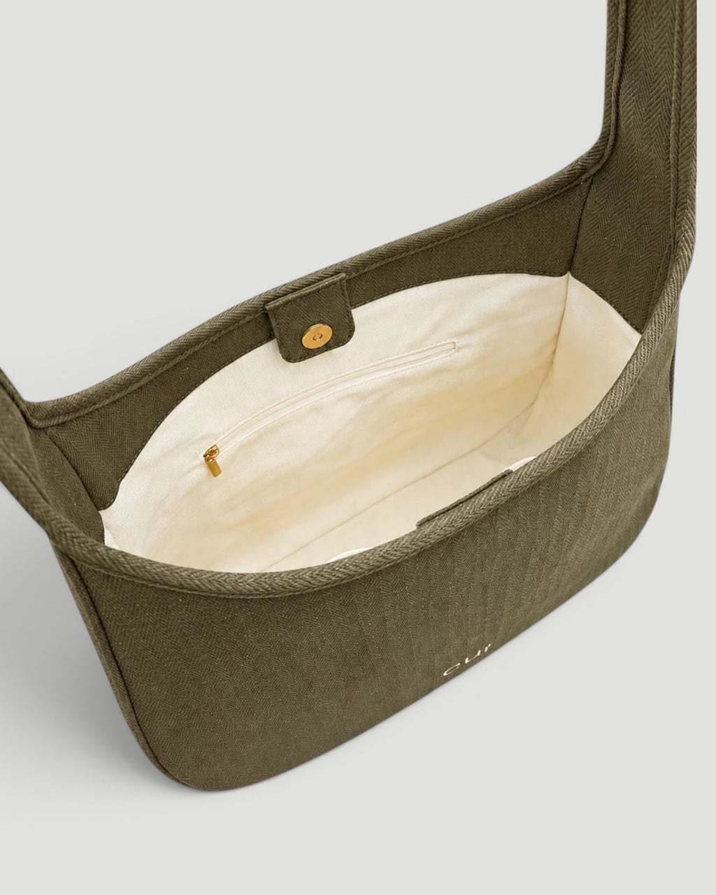 Maye Canvas-Schultertasche in Olive, Innenansicht